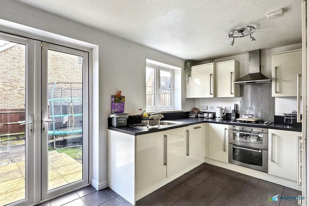 Property photo 2 of 20 Untitled Design (2)