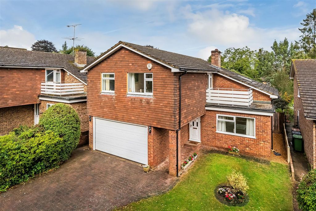 Property photo 1 of 16 49-Durleston-Park-Drive-4.Jpg