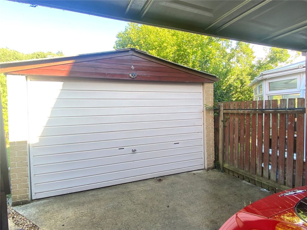 Property photo 3 of 22 Picture No. 36