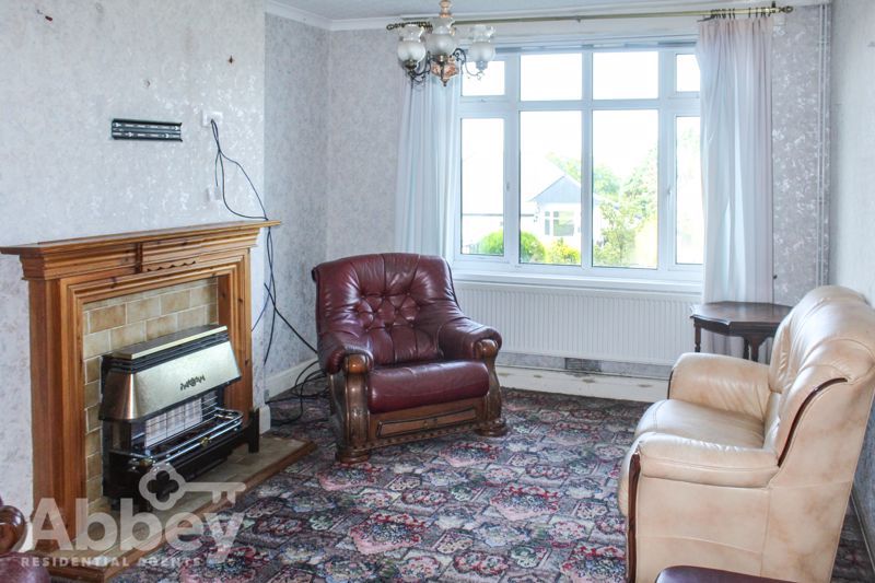 Property photo 2 of 20 Lounge 1