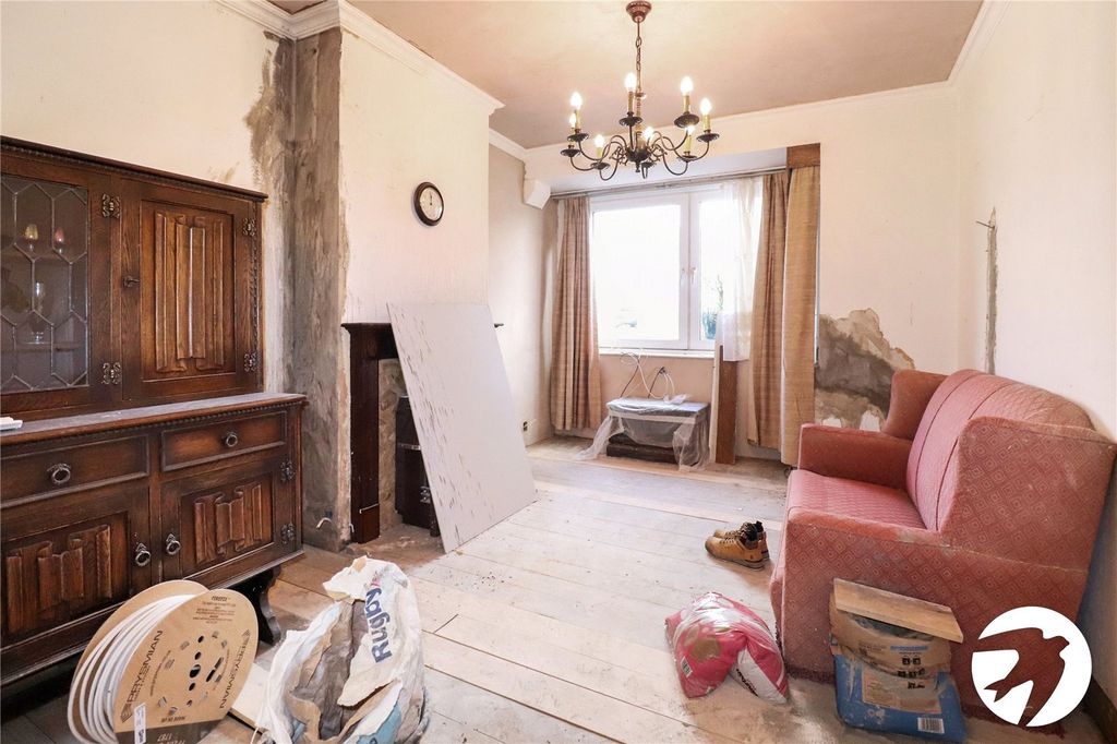 Property photo 2 of 18 Picture No. 05