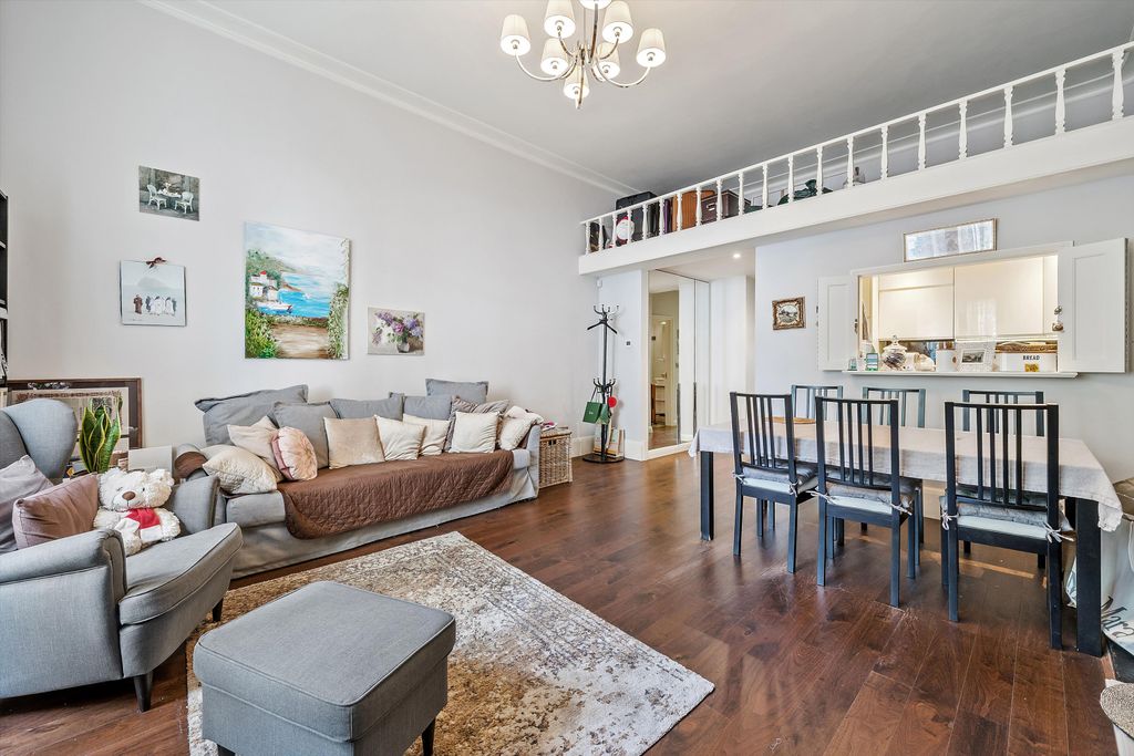 Property photo 2 of 9 Image