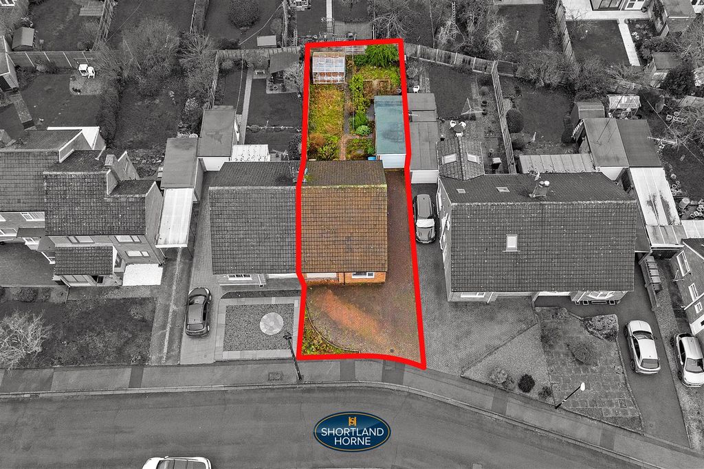 Property photo 2 of 20 22 Okehampton Road (3 Of 19).Jpg