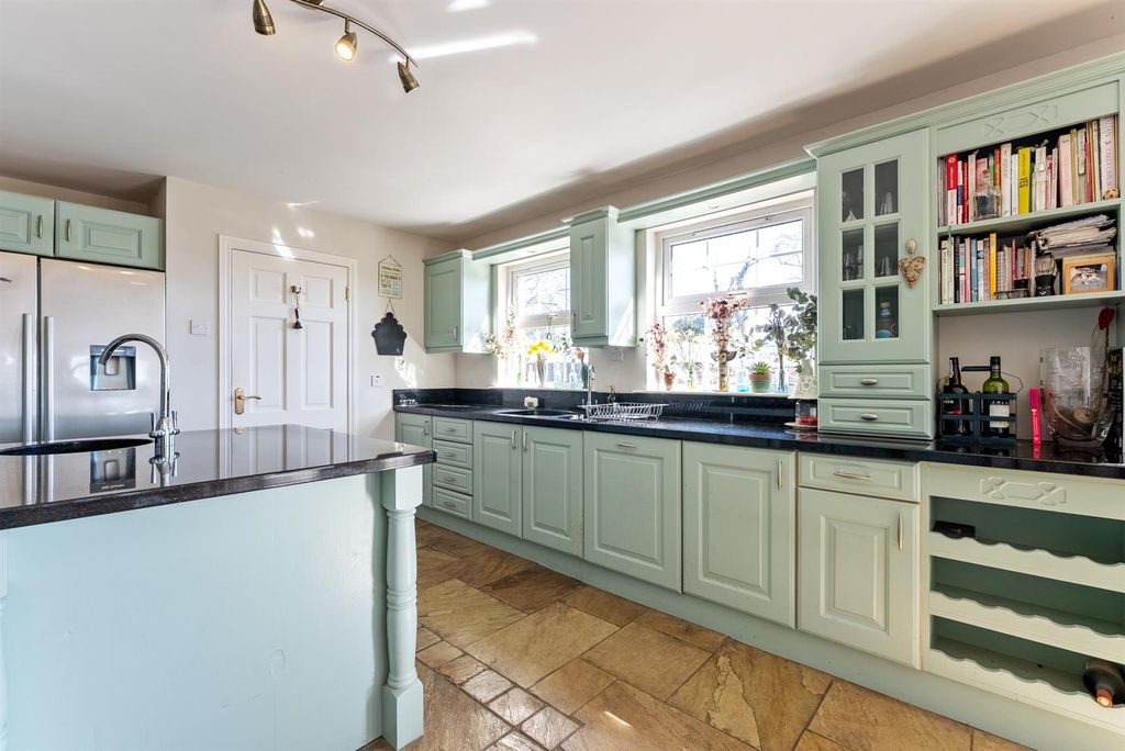 Additional image 10 of 5 bed detached house for sale39 Cherryhill Road, Ballynahinch BT24