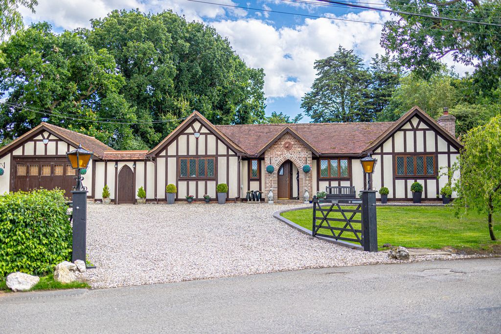 Property photo 1 of 24