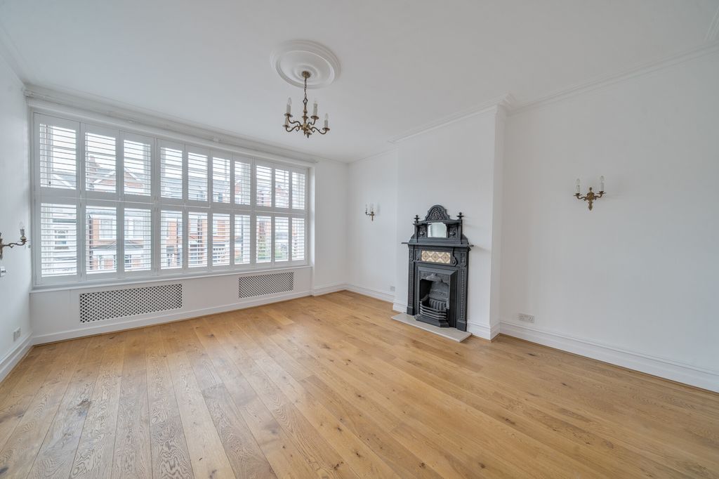 Property photo 2 of 26 1382634-11-691dc4A5B6621.Jpg