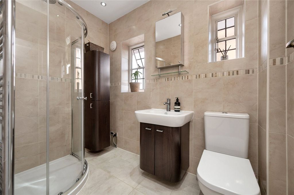 Additional image 18 of 4 bed detached house for saleWesternhay Road, Stoneygate, Leicester LE2