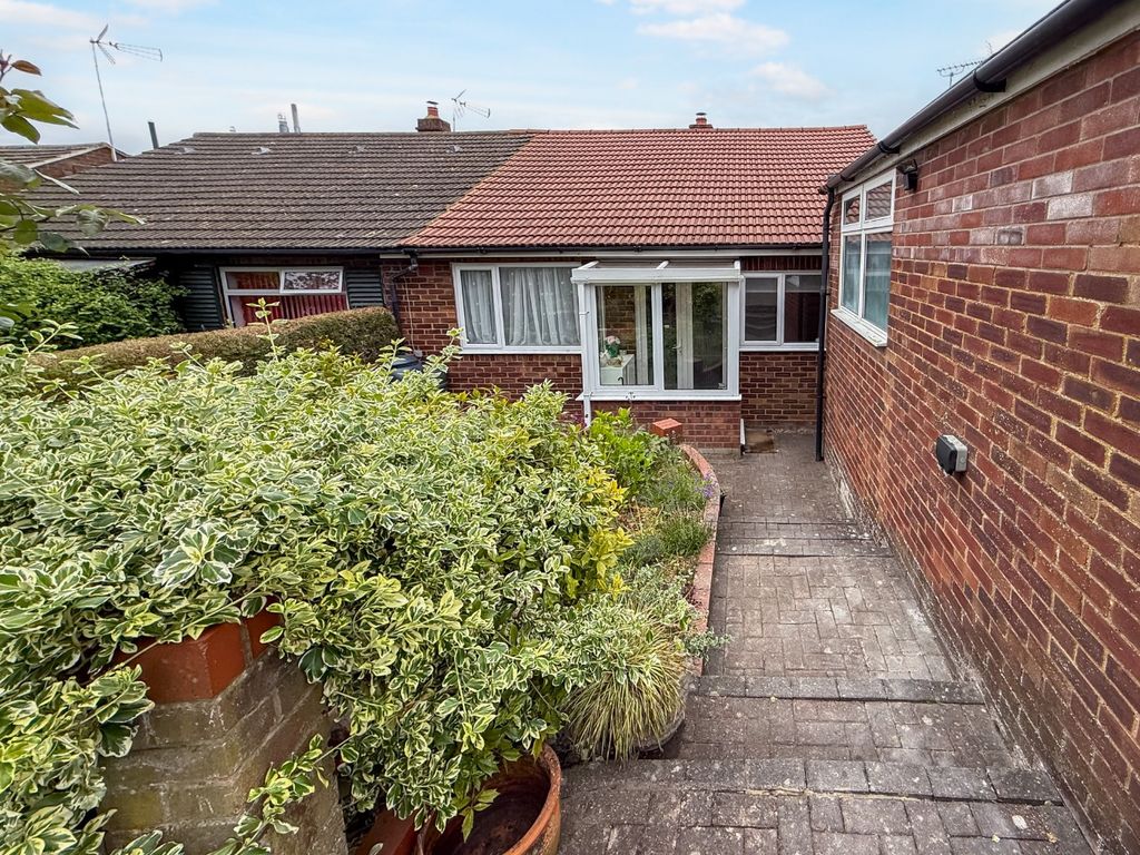 Property photo 1 of 18 4162830
