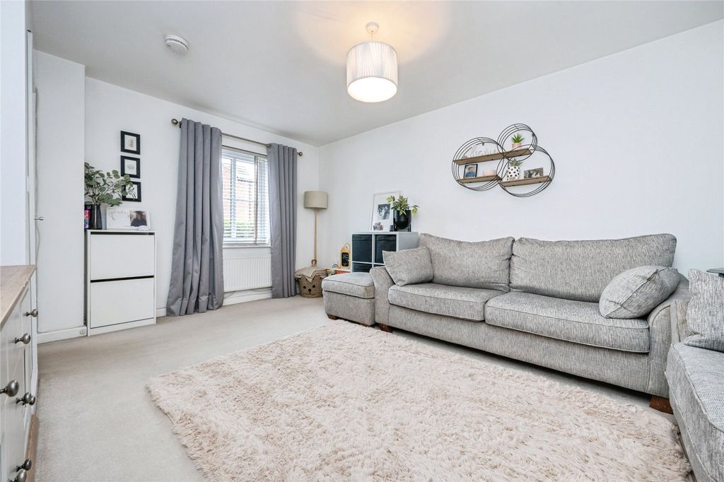 Property photo 3 of 17 Picture No. 09