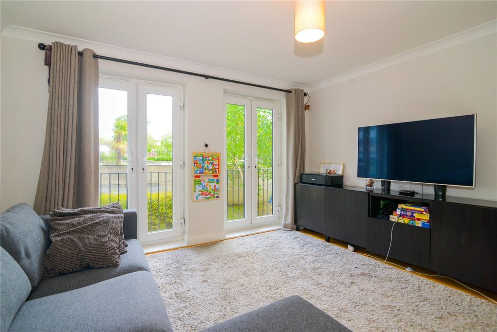 Property photo 2 of 9