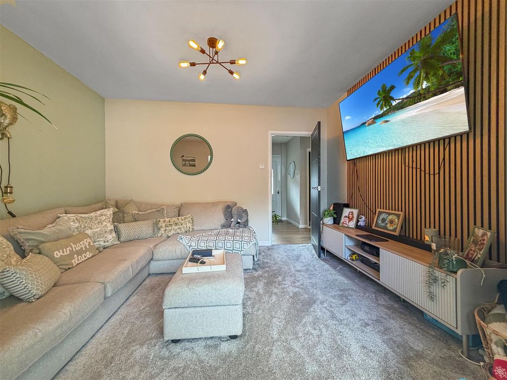 Property photo 3 of 16 Img_5004.Jpg