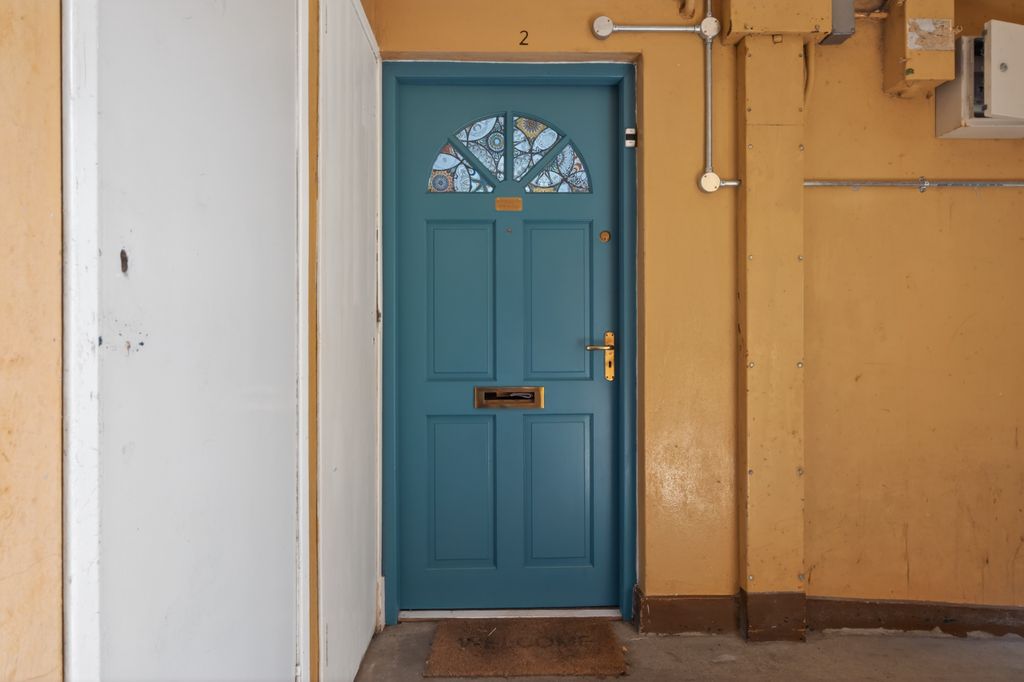 Property photo 1 of 35