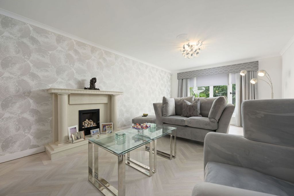 Property photo 3 of 46