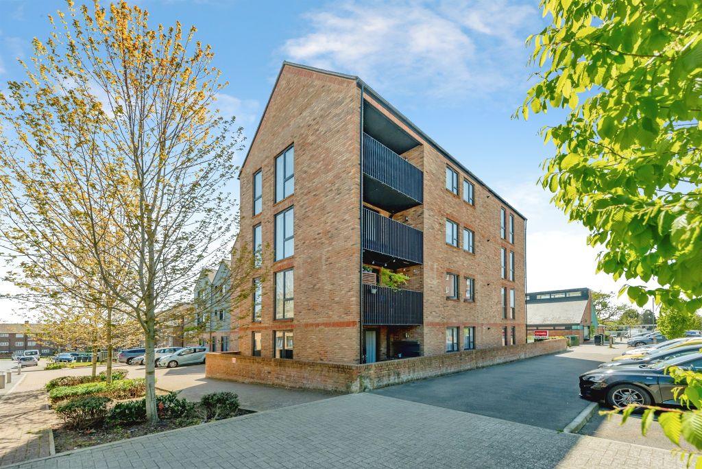 Property photo 1 of 15