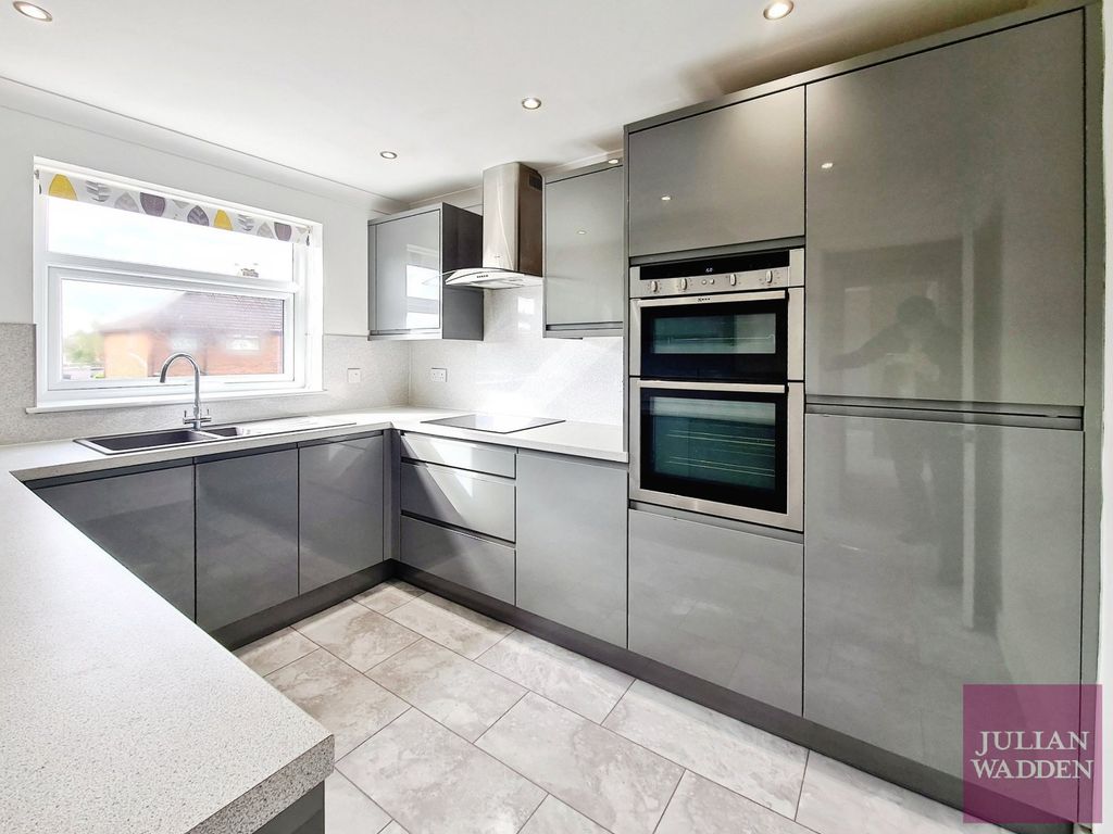 Property photo 2 of 11 Picture No. 20