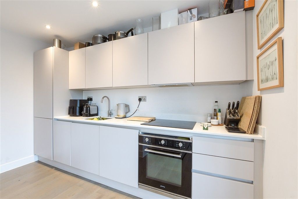 Property photo 1 of 11 Kitchen/Living Room