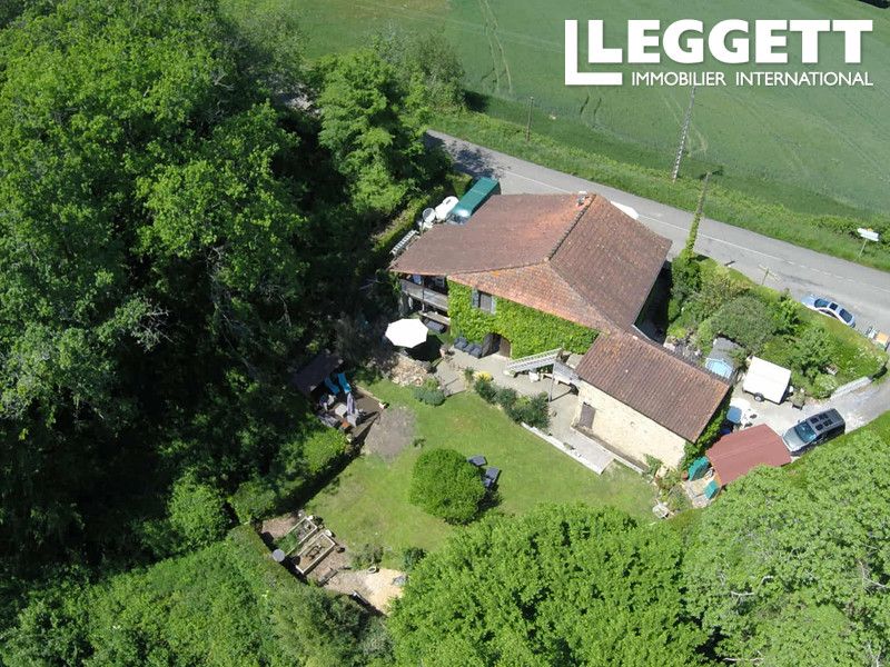 Property photo 2 of 10