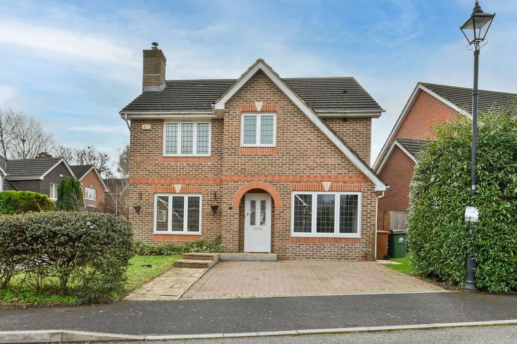 Property photo 1 of 19