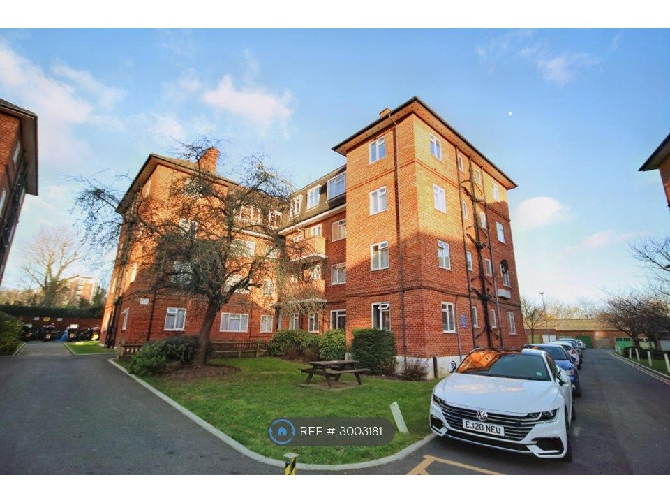 Property photo 2 of 9