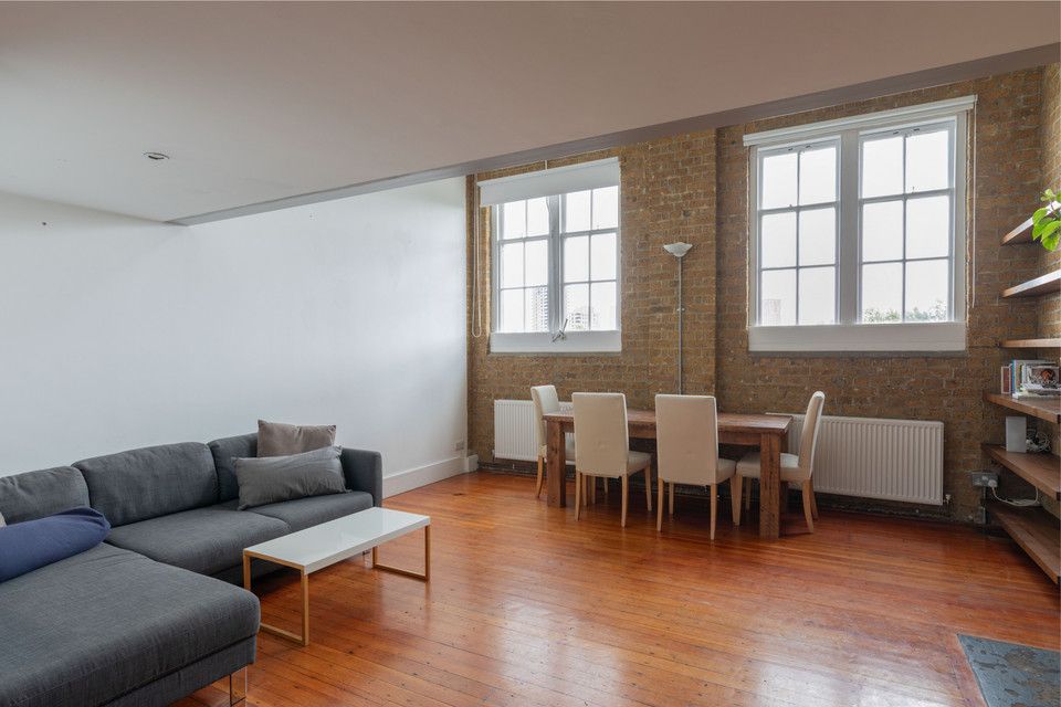 Property photo 2 of 30