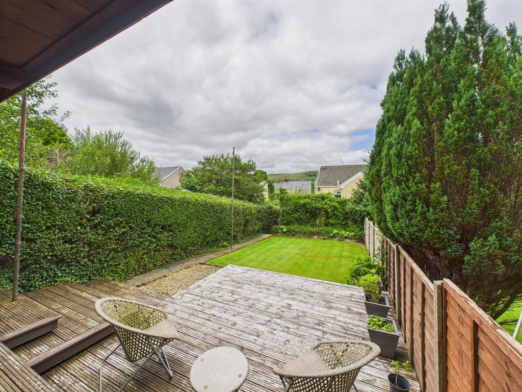 Property photo 2 of 16 Cam03055G0-Pr0255-Still014.Jpg