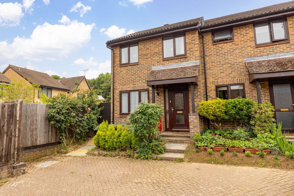 Property photo 1 of 18