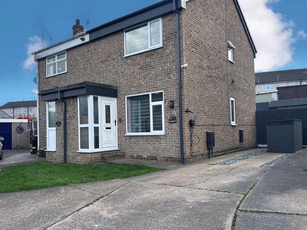 Property photo 1 of 11