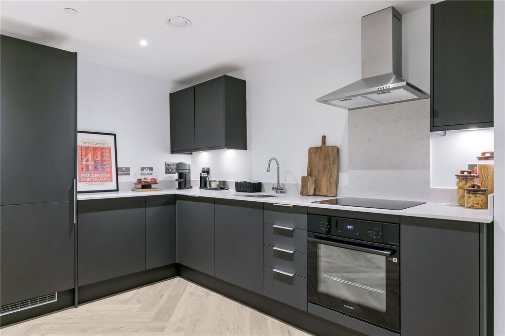 Property photo 3 of 13 Picture No. 05