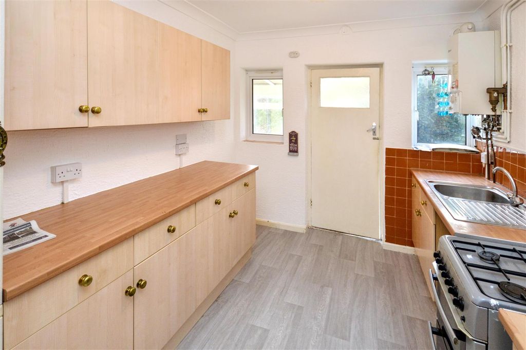 Property photo 2 of 9 Dsc_0210.Jpg