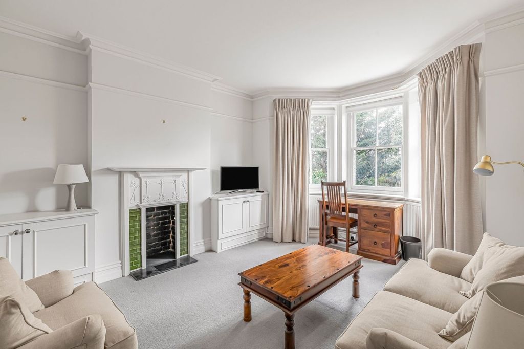 Property photo 2 of 17 Living Room