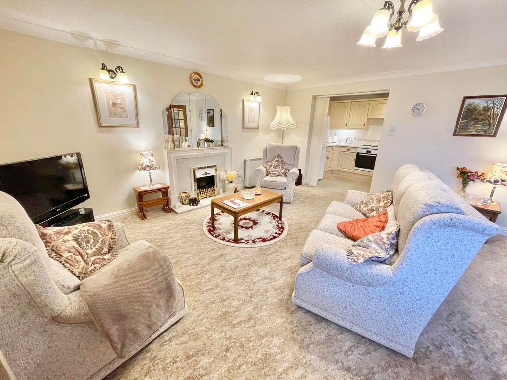 Property photo 2 of 19