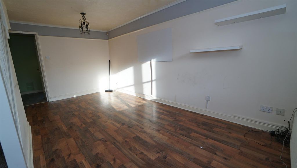 Property photo 3 of 12 Dsc08960.Jpg