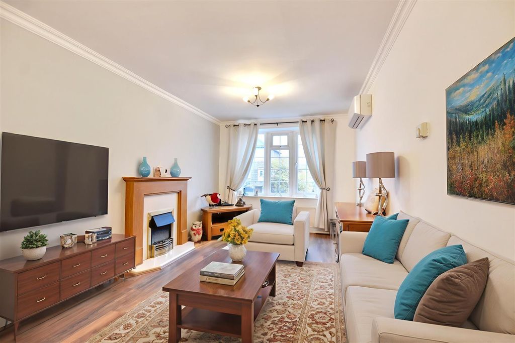 Property photo 2 of 22 Ai Lounge.Jpeg