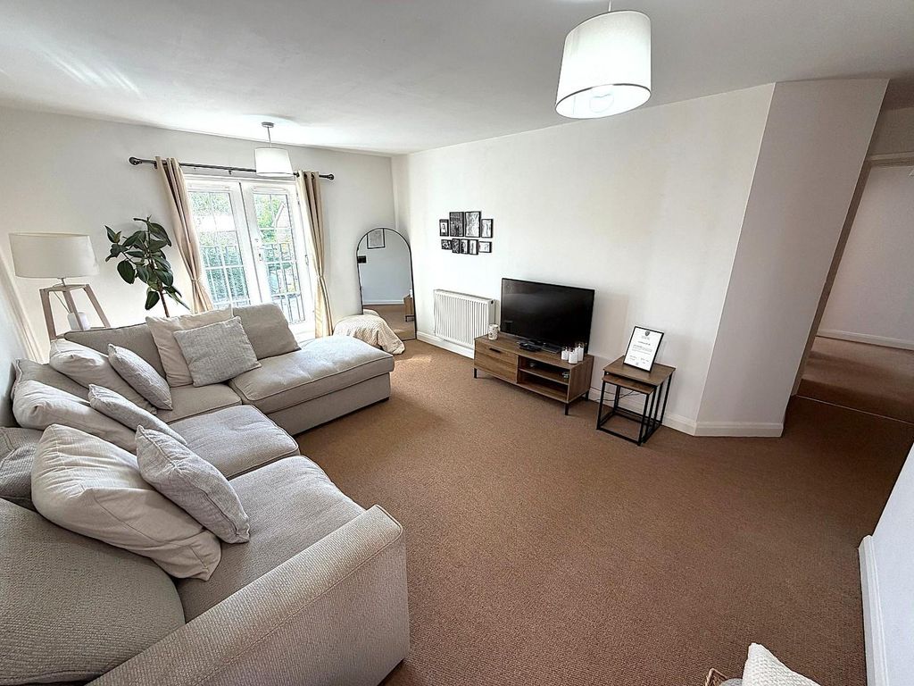 Property photo 3 of 11 7.Jpg