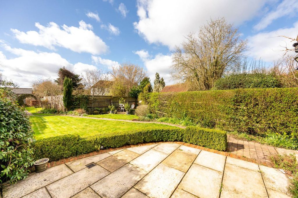 Property photo 2 of 22