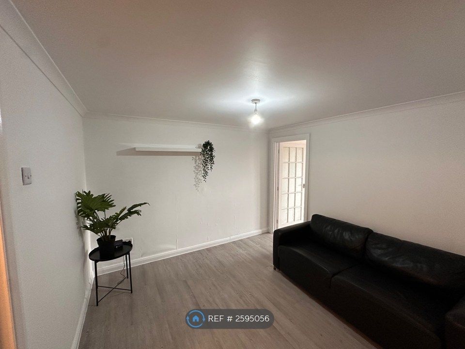 Property photo 1 of 27