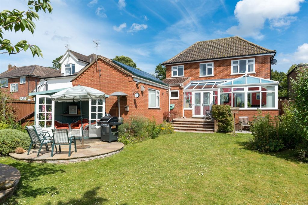 Property photo 1 of 28 74Ipswichrd-006.Jpg