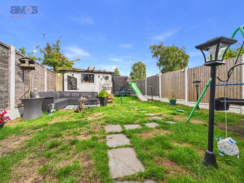 Property photo 3 of 19 5528302