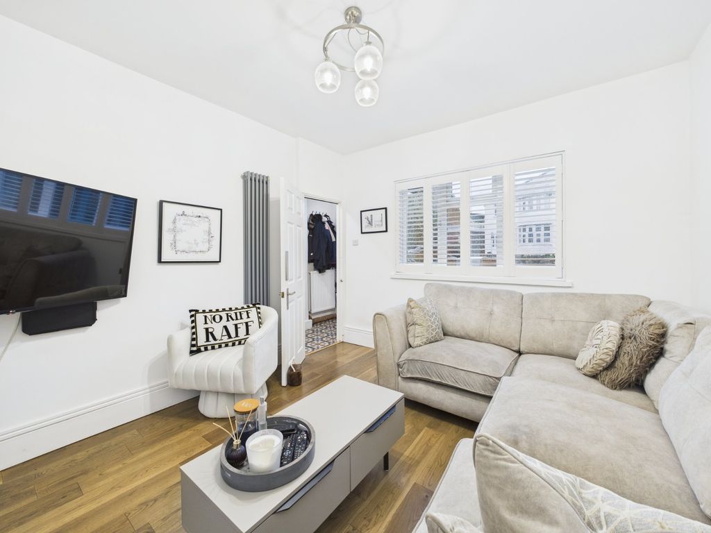 Property photo 3 of 19 Picture No. 03