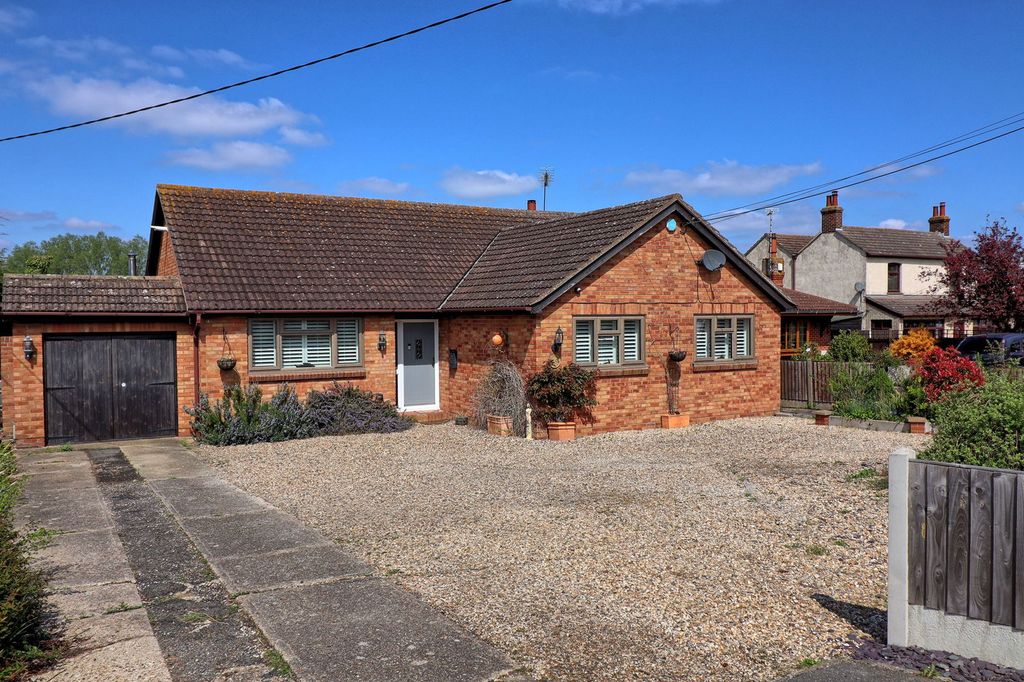 Property photo 1 of 30