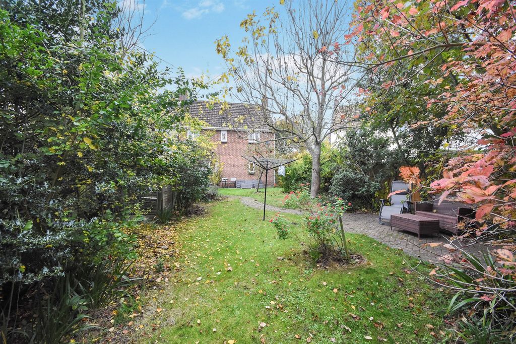 Property photo 2 of 16