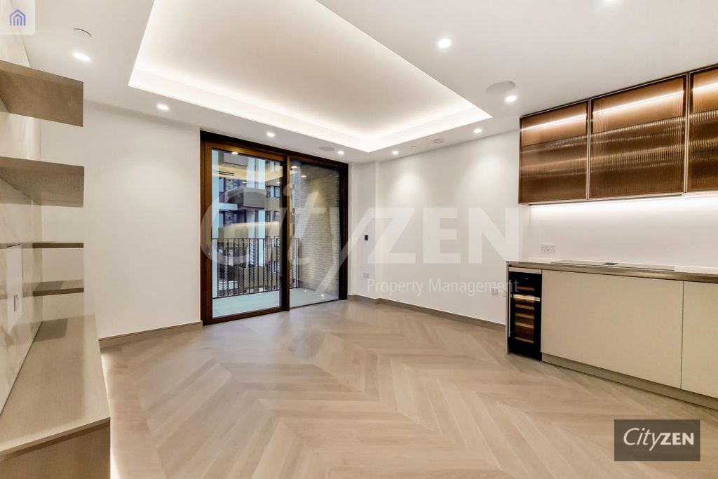 Property photo 1 of 17 Reception Room