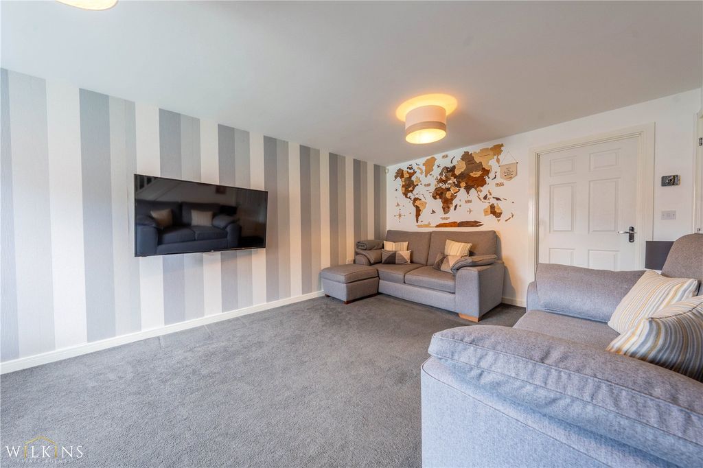 Property photo 2 of 25 Picture No. 08