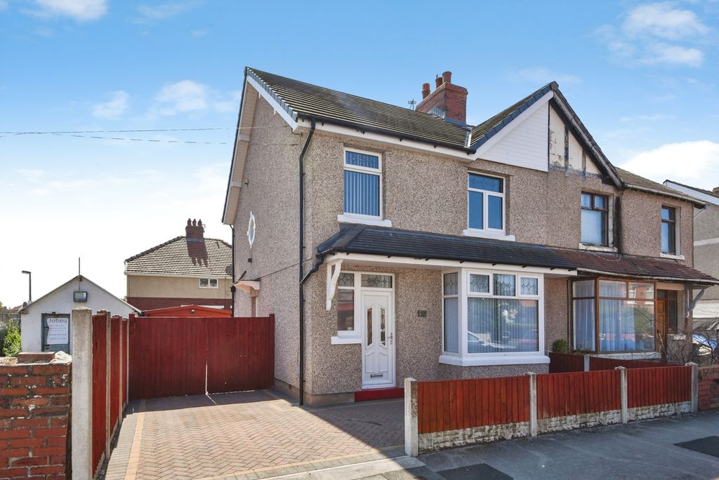 Property photo 1 of 20 Pbox-Img.Jpg