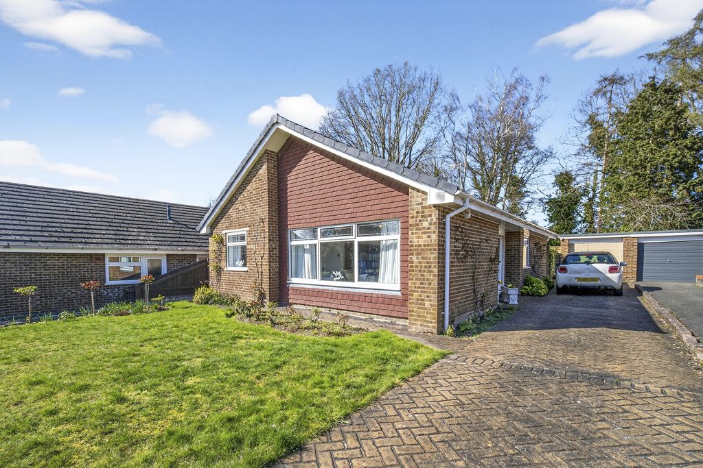 Property photo 1 of 20