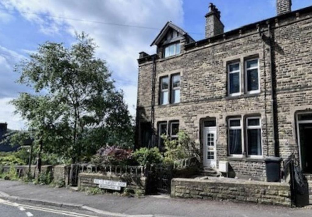 Property photo 1 of 13
