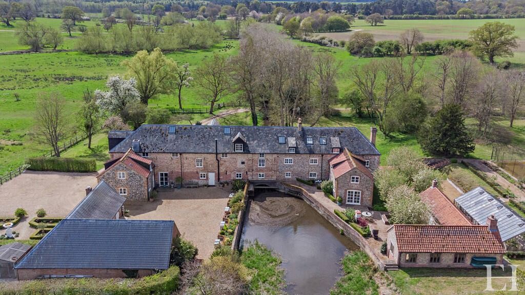 Property photo 3 of 55 4405283