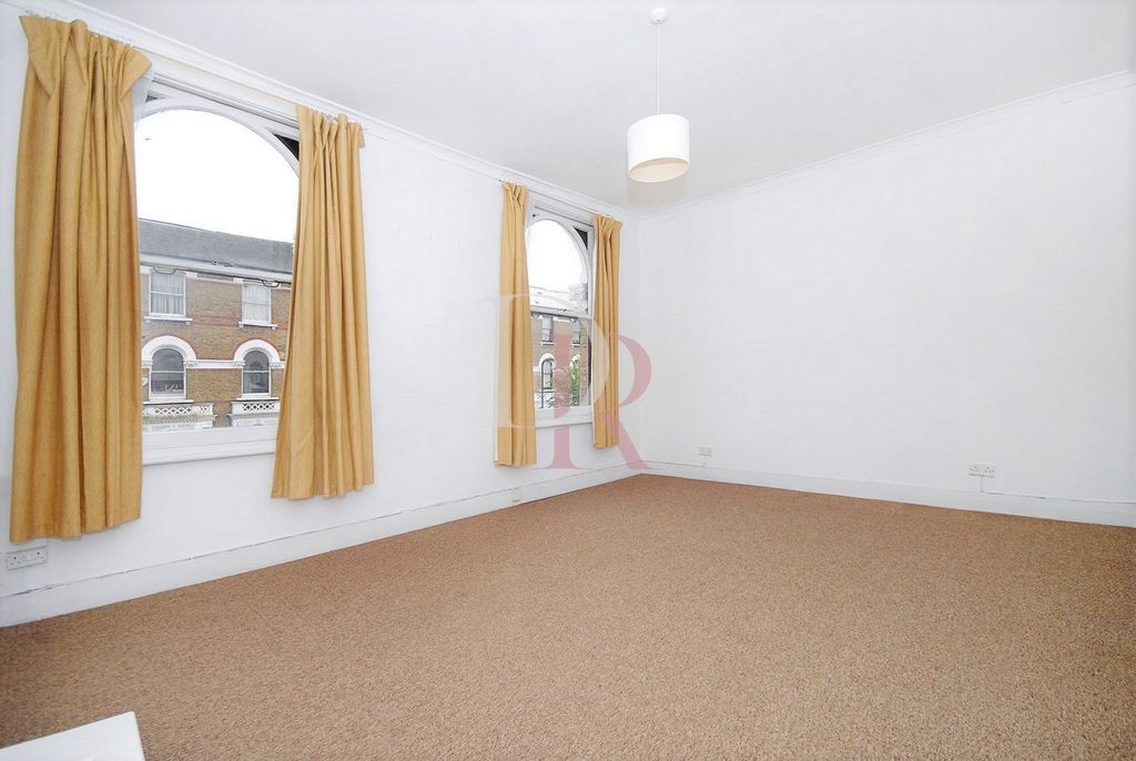 Property photo 2 of 8 Reception Room