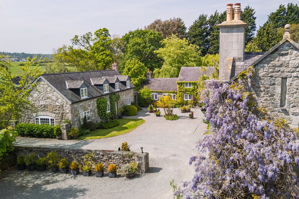 Property photo 3 of 35 Photo 6