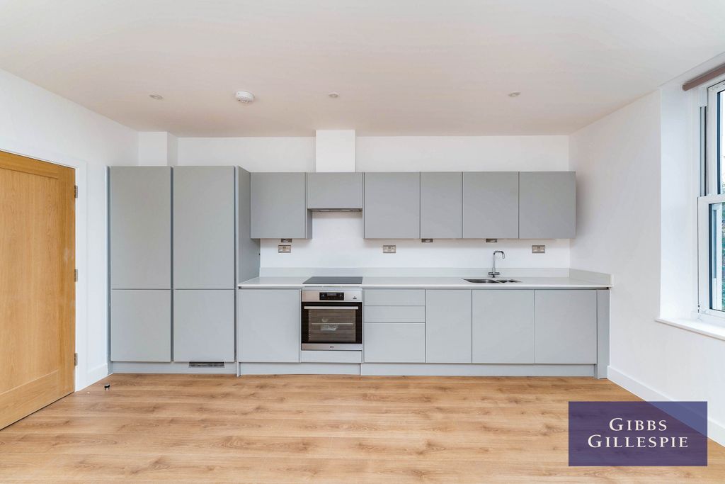 Property photo 2 of 10 2 - Cef1c4Ed-Fb4A-ee